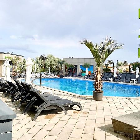 Sun Fantasea Apartment Spa N Pool Beach Resort Năvodari Exteriör bild